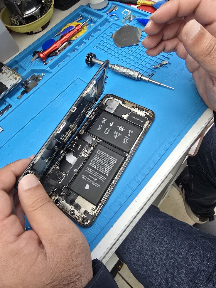 Phone repair example 3